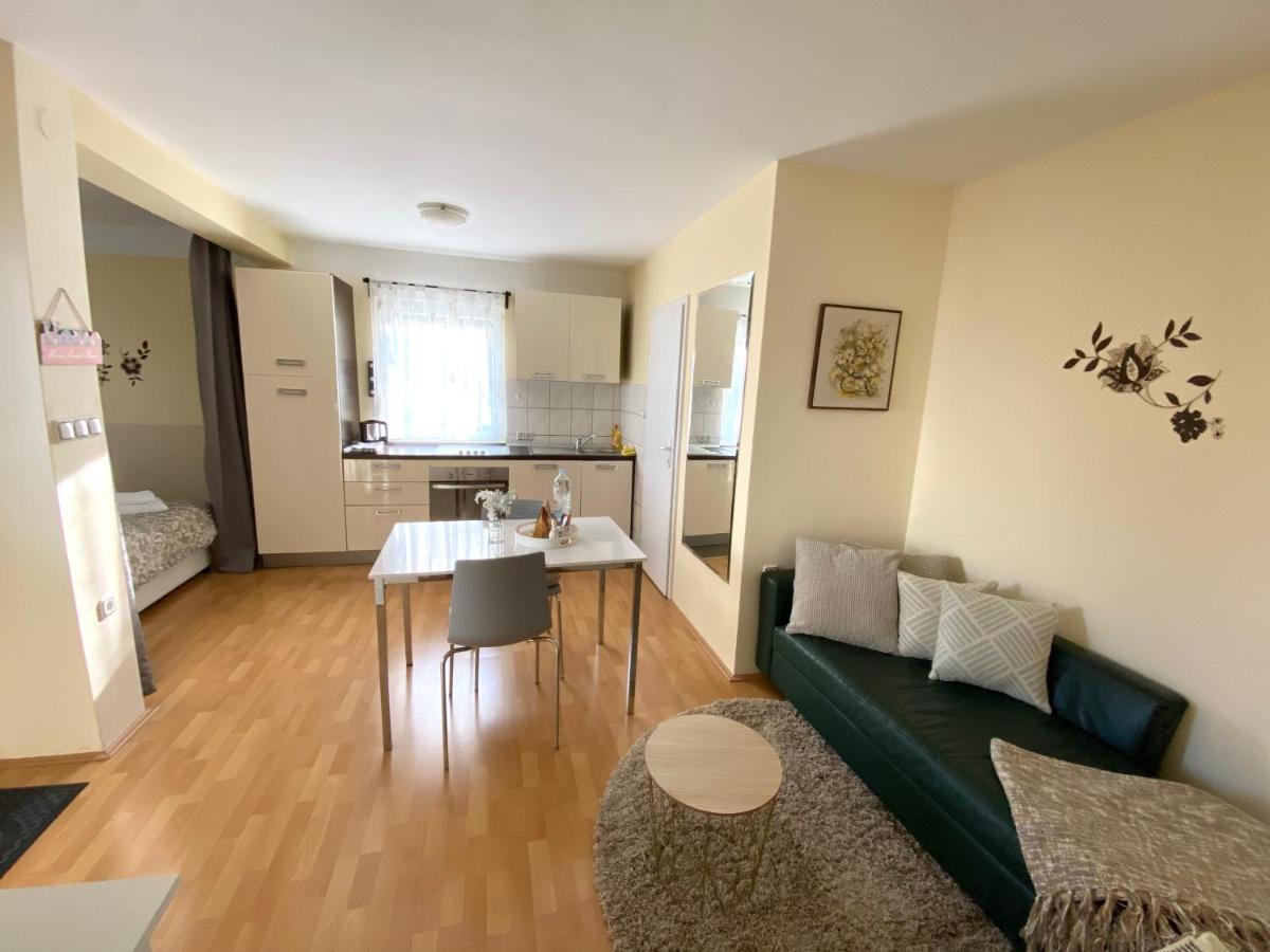 Gradici Apartman Lucija מראה חיצוני תמונה