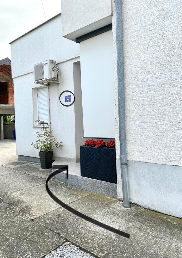 Gradici Apartman Lucija מראה חיצוני תמונה